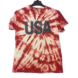 Gildan Size Medium Graphic T-Shirt